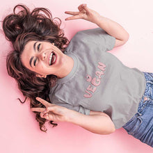 Charger l&#39;image dans la galerie, T-shirt Bio - Femme - Cochon Vegan